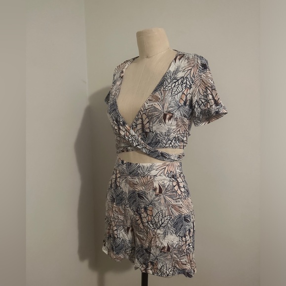 Floral print 2 piece set - Picture 2 of 4